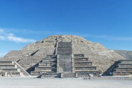金字塔里为何有很多清朝人的遗骸?背后隐藏着什么样的历史?