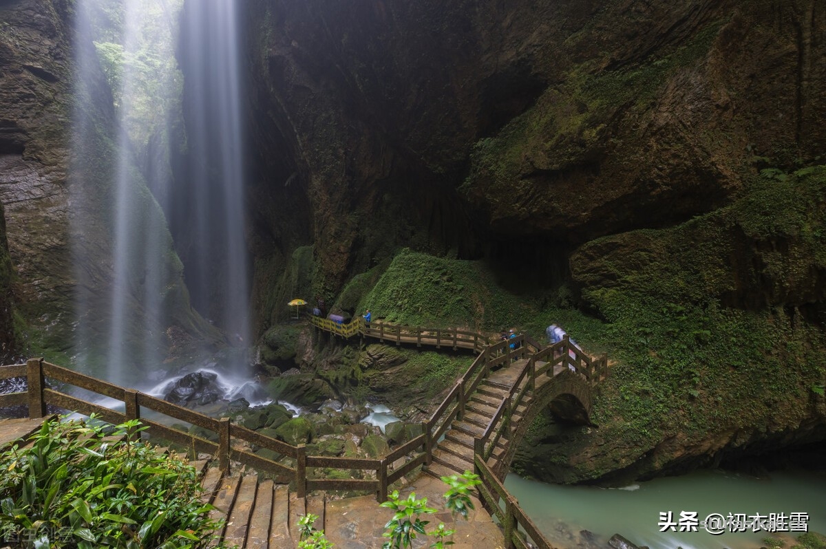 诗词解读:温柔冬雨五首,重阴润九野,小雨纷微微,枯木逢沾湿,欣欣欲向荣-爱读书 诗词解读:温柔冬雨五首,重阴润九野,小雨纷微微,枯木逢沾湿,欣欣欲向荣-爱读书