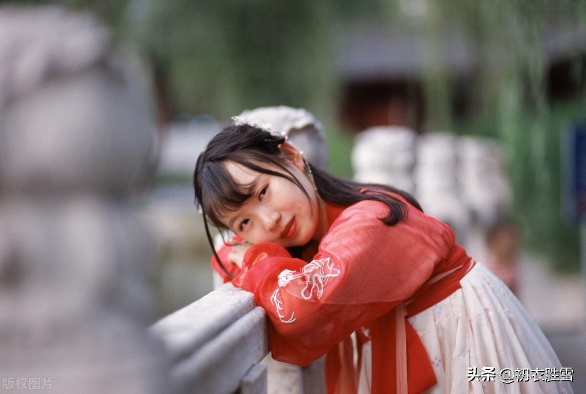 诗词解读:黄景仁情诗两首赏读,百转千回,相思不灭-爱读书 诗词解读:黄景仁情诗两首赏读,百转千回,相思不灭-爱读书